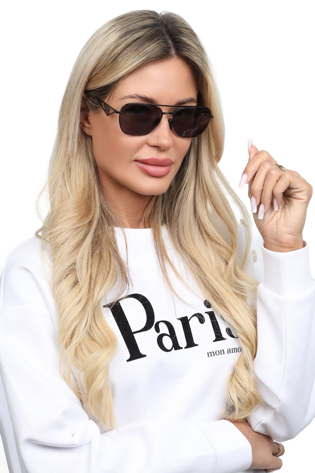 Statement Sunglasses and Premium Fashion Eyewear