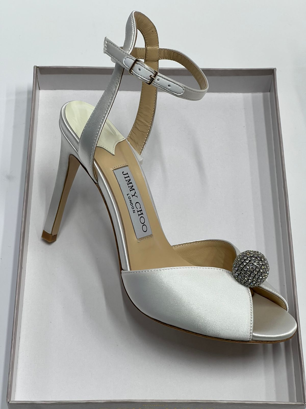 Premium Italian Footwear and Luxury Stilettos